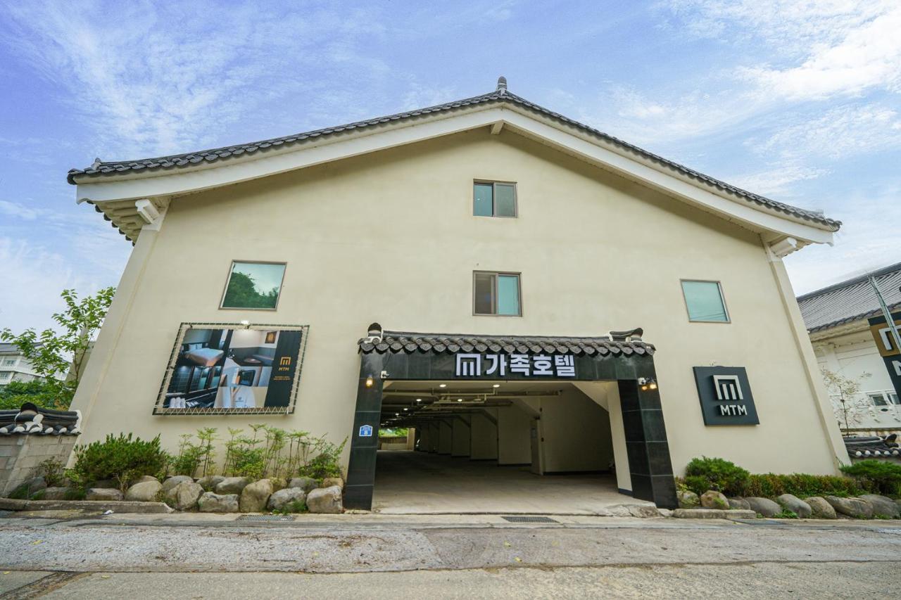 Mtm Family Hotel Kjongdzsu Kültér fotó
